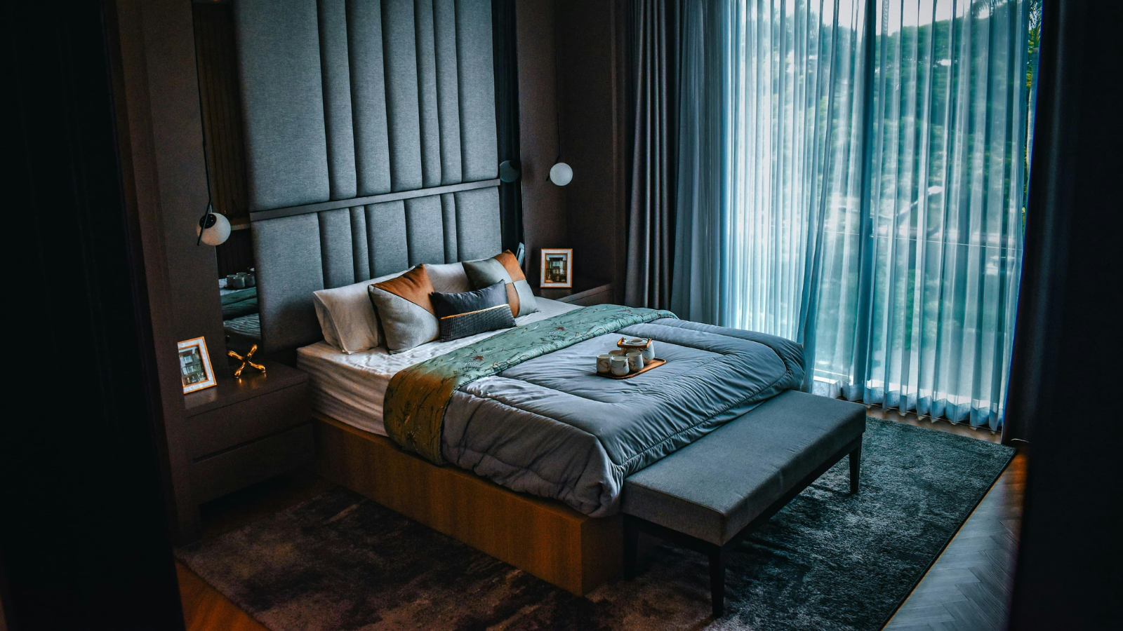 מלונות במרכז